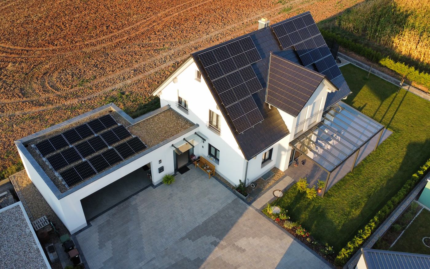 Referenzanlage: Einfamilienhaus mit Garage
