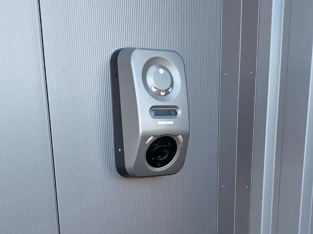 Wallbox, farblich passend lackiert